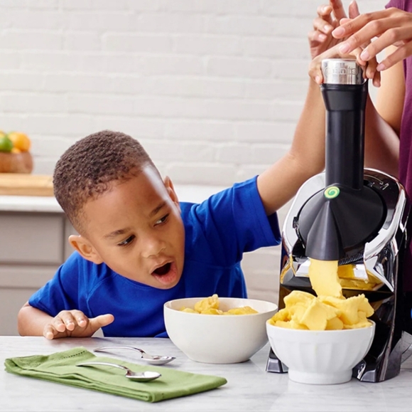 Yonanas Deluxe Healthy Soft-Serve Dessert Maker BPA Free Non-dairy Vegan - Picture 7 of 8